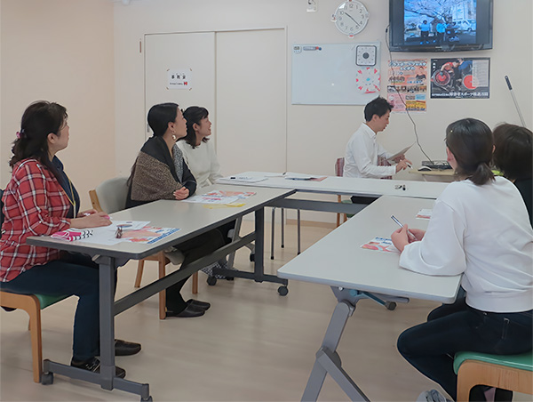 児童デイの運営を話し合う