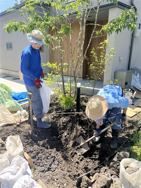 地元名産・白川茶を提供する店舗「Gifuto」と事務所
